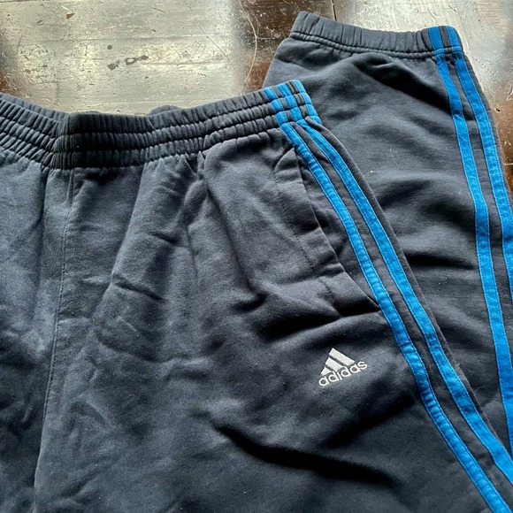 ADIDAS Dark Gray UK Sweatpants With Blue Stripes - Picture 6 of 6